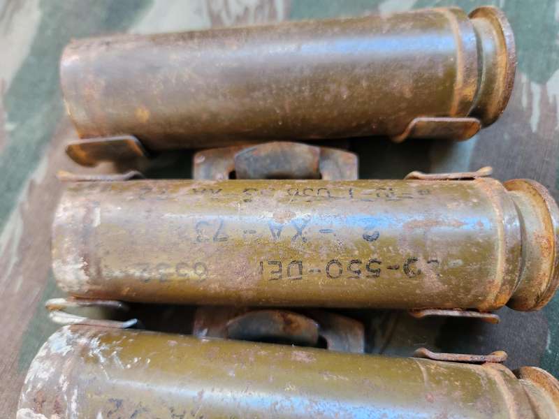 4 x EMPTY 30mm DEFA aircraft cannon shells and links (Israeli made?) as used in SAAF Mirage and othe