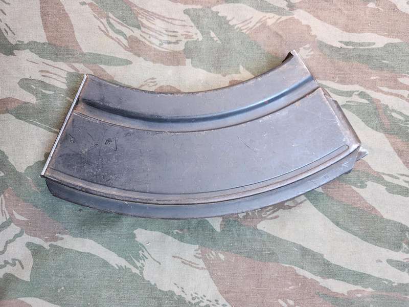 SADF era (post WW2) metal BREN gun mag in very good clean condition - no rust - intact 100% complete