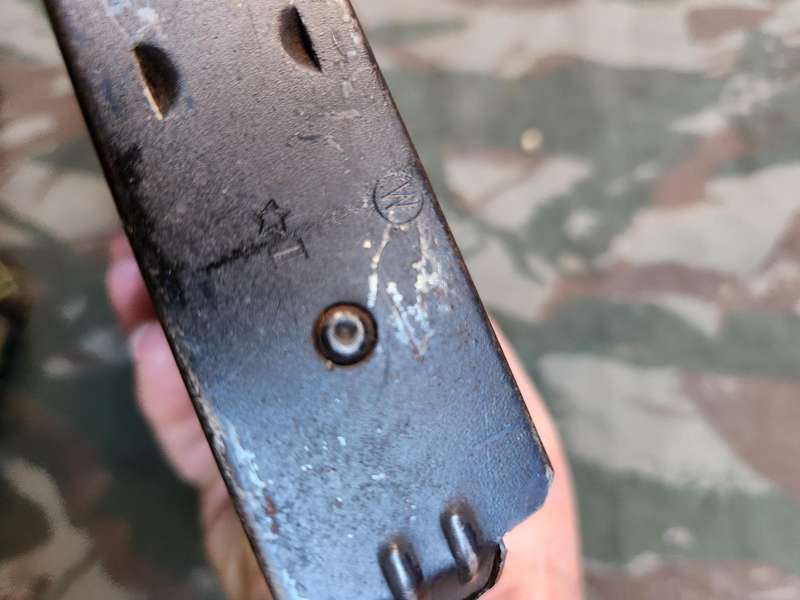 SADF era (post WW2) metal BREN gun mag in very good clean condition - no rust - intact 100% complete