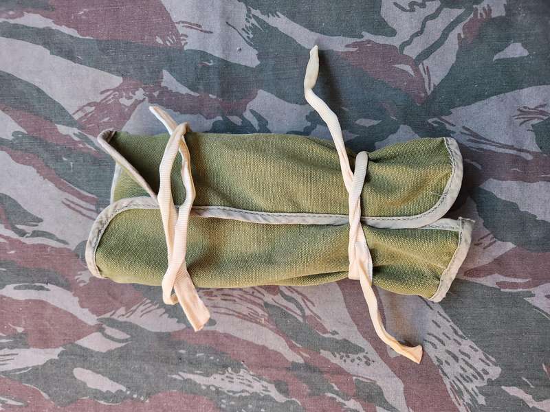 used complete SADF era issue original R1 rifle cleaning-kit with good copper barrel brush & fully