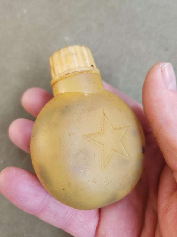 well used & aged original Rhod bushwar era terr war booty piece CHICOM type 56 AK plastic oil bottle