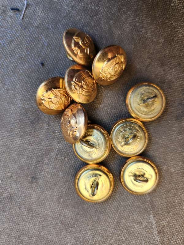 unused hard to find scarce & original 70s era "TPA" Transvaal brass/gilt tunic buttons old Tvl crest