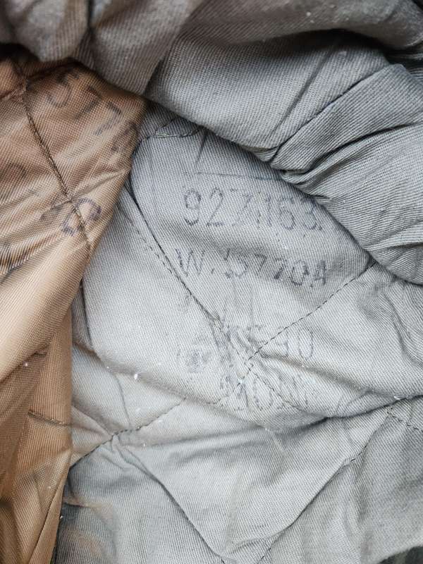 late cold war era Polish winter parka jacket size small - removable inner blanket lining - good used