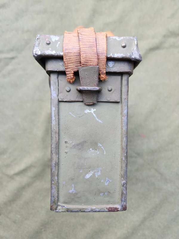 original post WW2 Vickers MMG machine gun ammo box - metal and leather - intact (see pics)