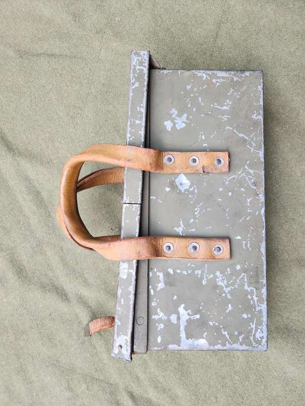original post WW2 Vickers MMG machine gun ammo box - metal and leather - intact (see pics)