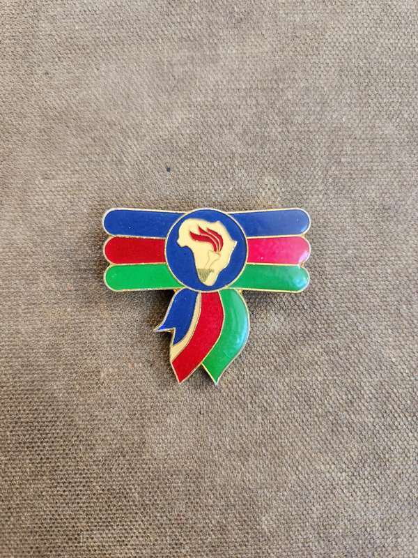 scarce original SWA/Angola border war era SWAPO liberation movement enamel/metal pin badge pin inta