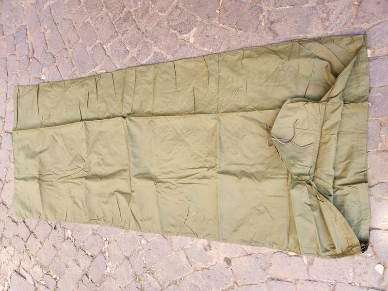 new & unused 100% original SWA/Angola bushwar period Niemoller green SA SF 7 layer silk sleeping bag