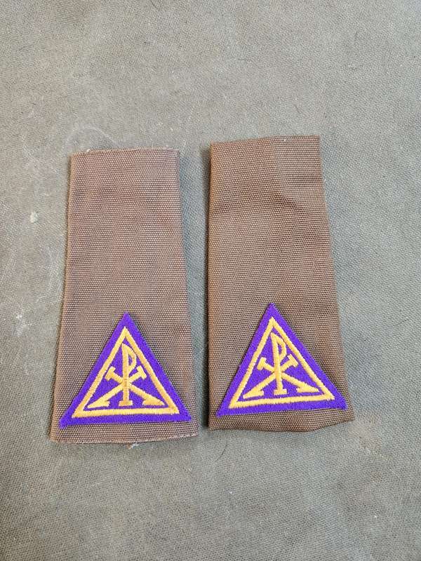original as supplied pr. unused SADF era unit Chaplains (off type) slip-on field-dress nutria rank