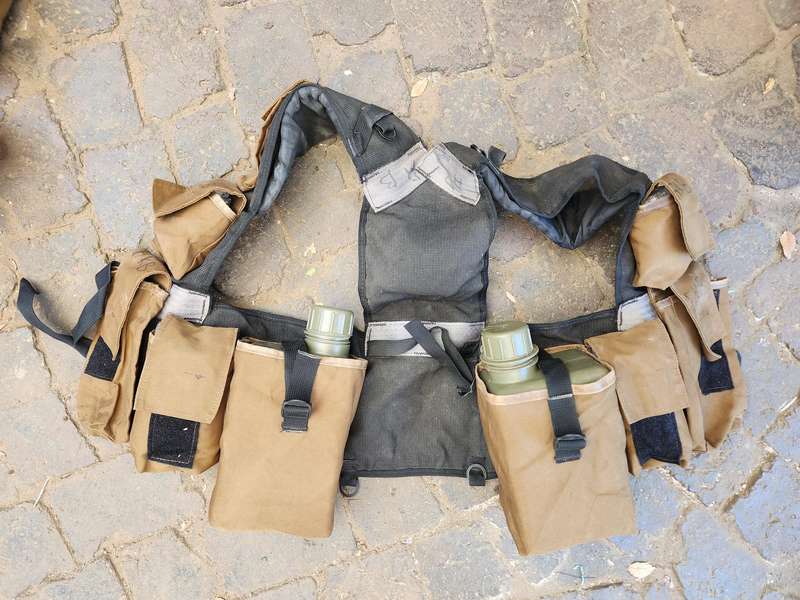 good used 100% original SWA/Angola bushwar era SWATF type 1 nutria lightweight battle-jacket no rear