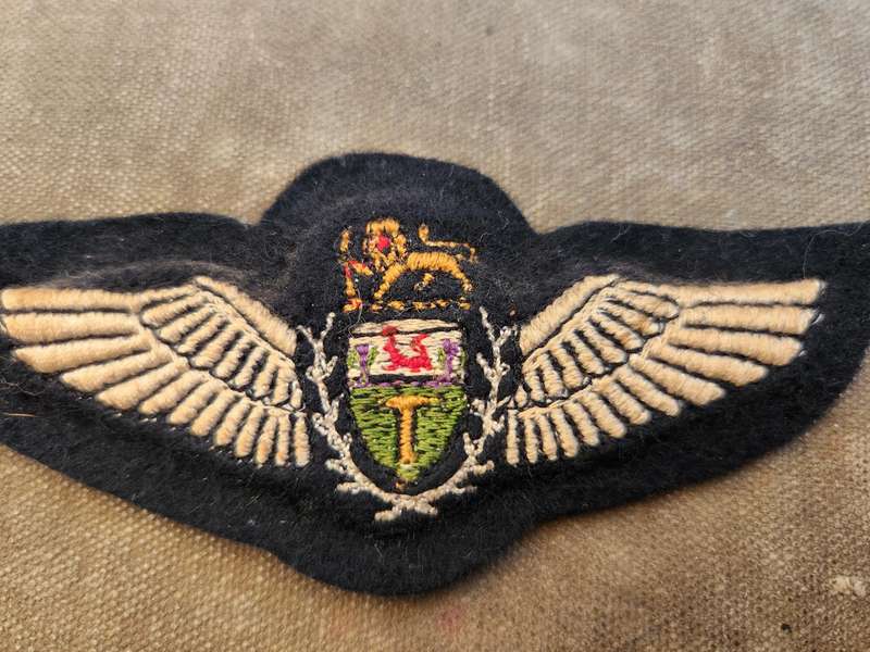 100% original full size padded Rhodesia Air Force UDI era pilot's wings - clean and no damage