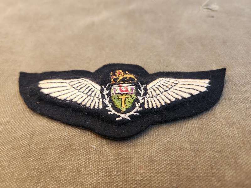 100% original full size padded Rhodesia Air Force UDI era pilot's wings - clean and no damage