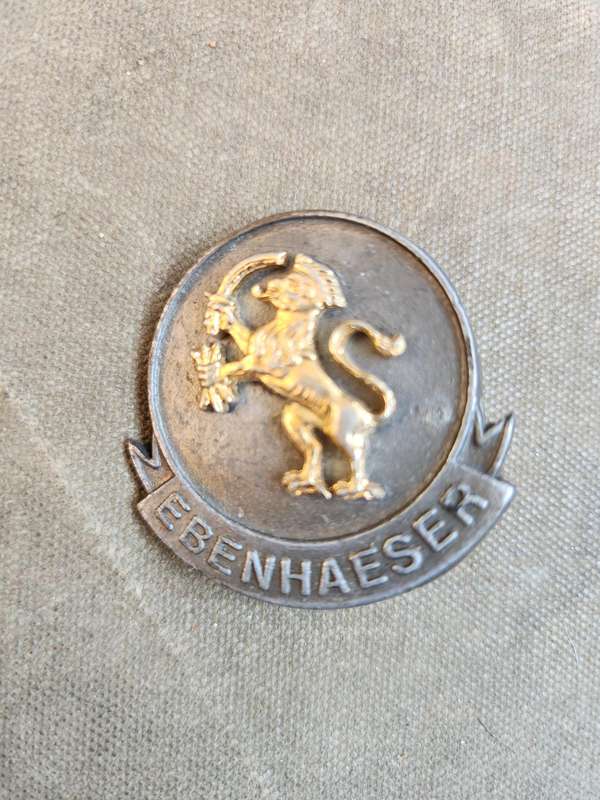 scarce original SADF era bi-metal SA Army 9 SAI BN (Cape Town) beret badge