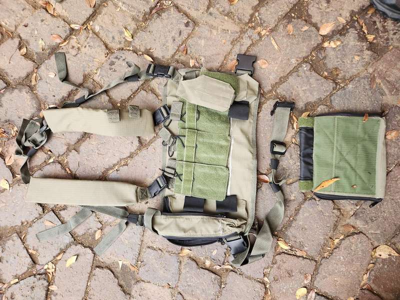 locally made ripstop canvas "patt83" type R1 chest webbing as new/unused clean & undamaged condition