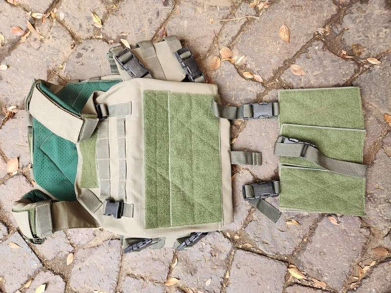 locally made ripstop canvas body armour plate carrier as new/unused clean & undamaged condition