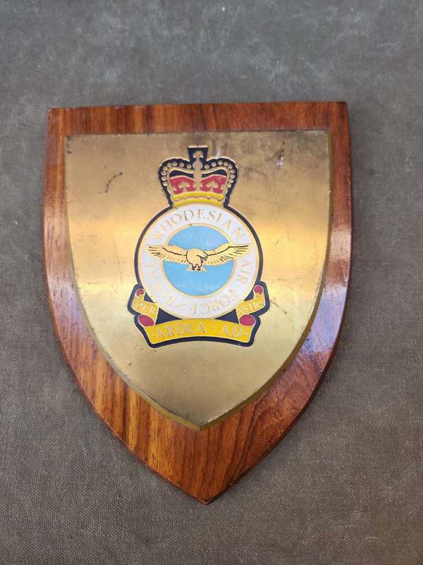 scarce older type pre-UDI era Royal Rhodesian Air Force plaque on African Hardwood wooden backing
