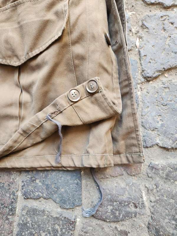 good clean used condition SADF era SA army issue early type (slanted top pockets) nutria bush-jacket