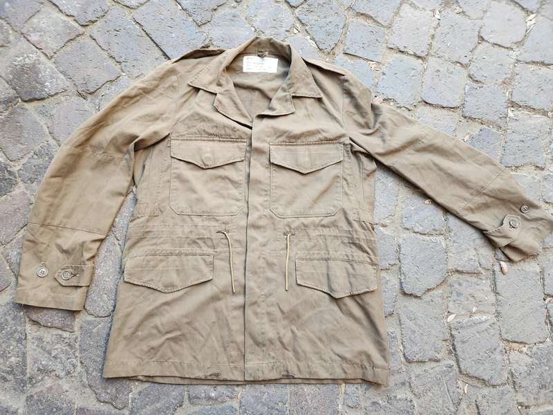 good clean used condition SADF era SA army issue ( tri-angle flap pocket type) nutria bush-jacket
