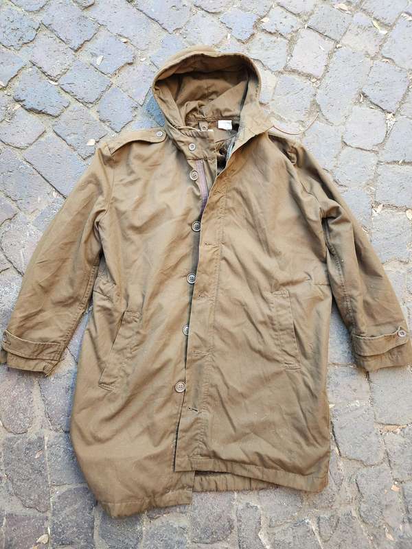 good clean used condition SADF era SA Army issue 3/4 DUFFEL COAT nutria "AAPJAS" size Large (102CM)