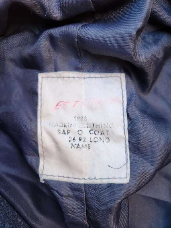 good used condition SAP era issue wool duty coat dd 1986 size SMALL and no damage