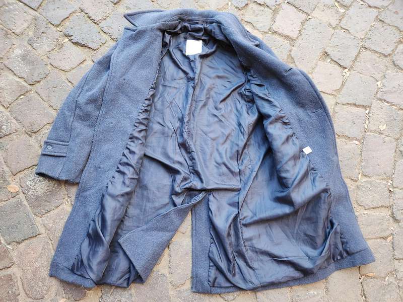 good used condition SAP era issue wool duty coat dd 1986 size SMALL and no damage