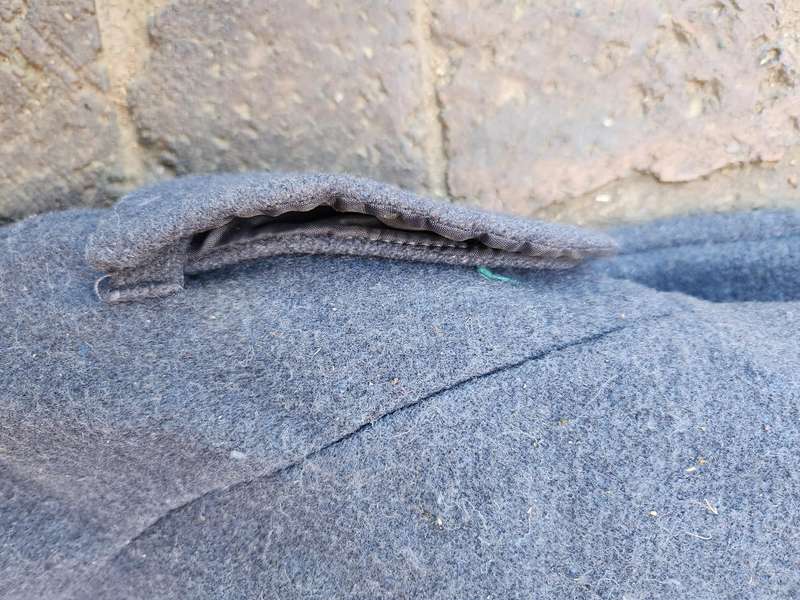 good used condition SAP era issue wool duty coat dd 1986 size SMALL and no damage