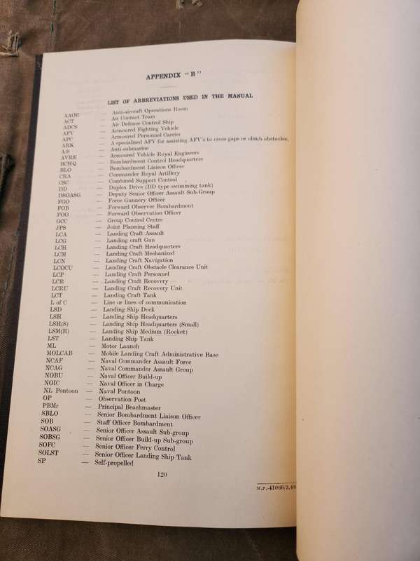 clean 1960 dated nr'ed copy of UK MoD manual titled "the manual of Combined Operations with UDF ink