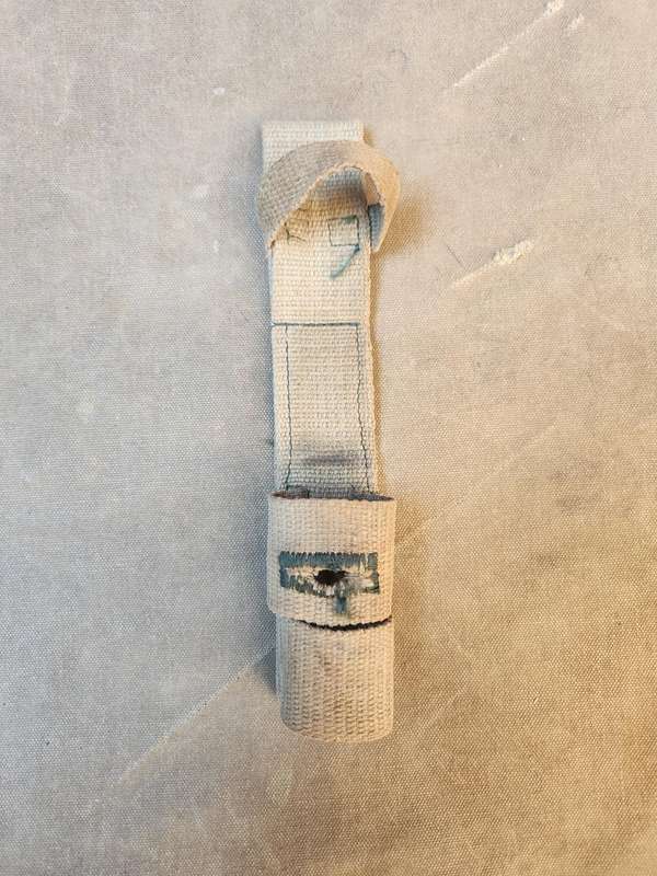 very scarce & hard to find original Rhod patt 69 type canvas bayonet frog in clean & appears unused