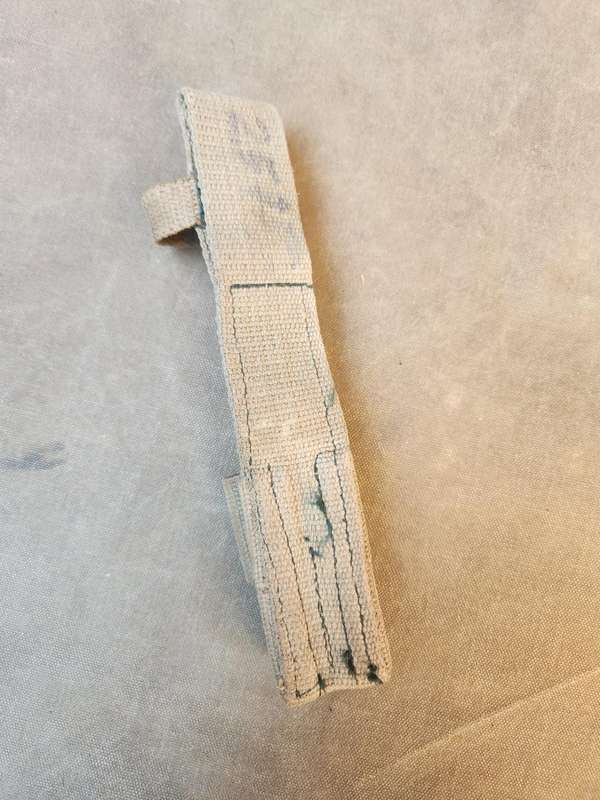 very scarce & hard to find original Rhod patt 69 type canvas bayonet frog in clean & appears unused
