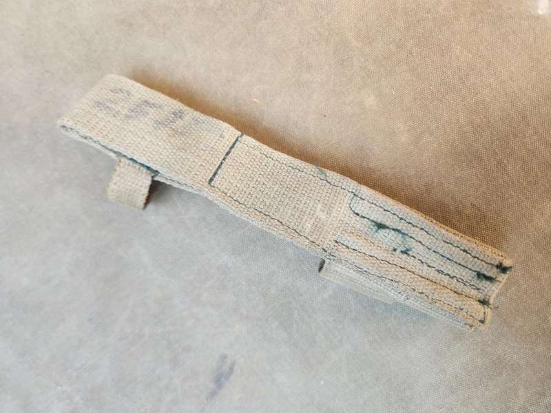 very scarce & hard to find original Rhod patt 69 type canvas bayonet frog in clean & appears unused