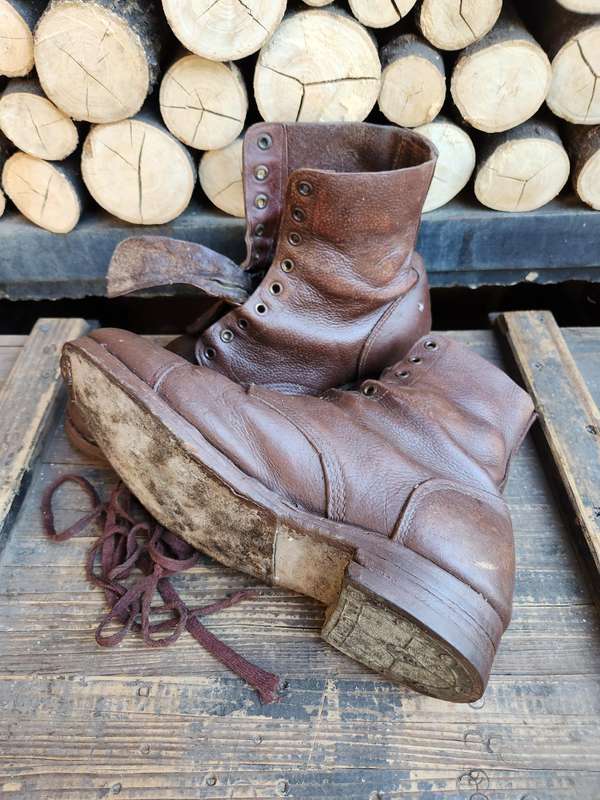 pr good clean used condition 60s era leather sole SADF issue boots size 10UK original Dri-Foot soles