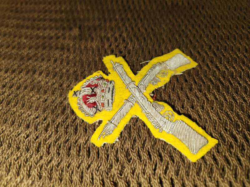 100% original British turn-of-the-century bullion sleeve badge (Light Infantry) for best Regt. shot