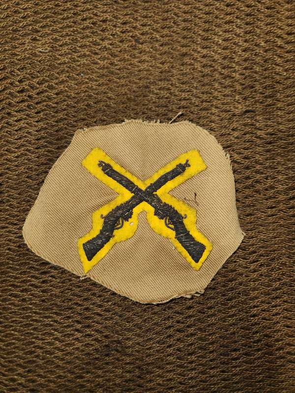 100% original British turn-of-the-century bullion sleeve badge (Light Inf?) for best Company shot