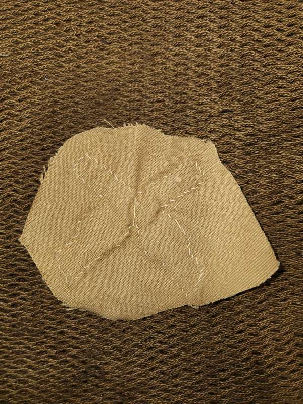 100% original British turn-of-the-century bullion sleeve badge (Light Inf?) for best Company shot