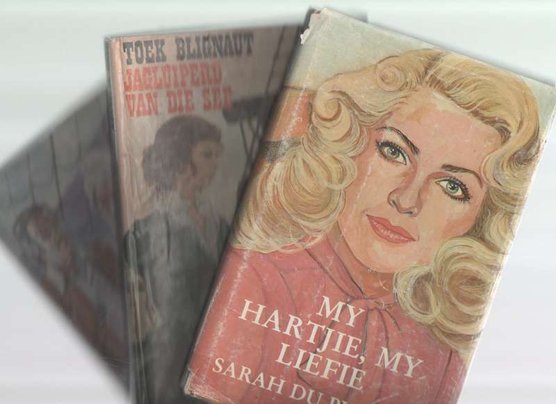 DRIE HARDEBANDBOEKE: SARAH DU PISANIE, TOEK BLIGNAUT & C F BEYERS-BOSHOFF