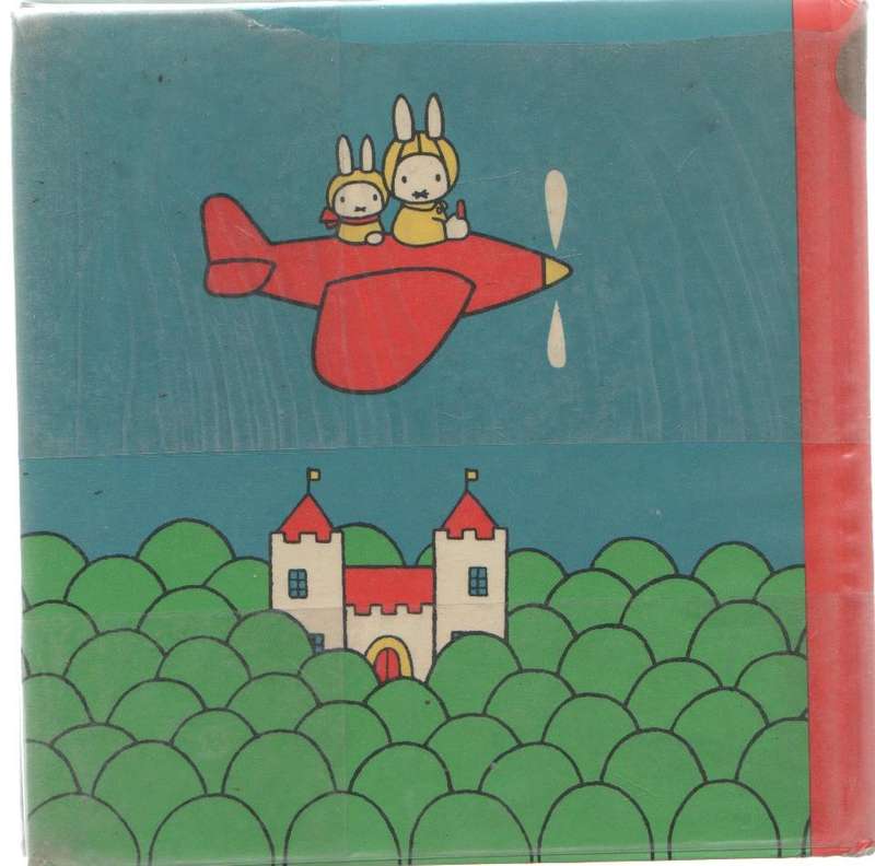 MIFFY GOES FLYING - DICK BRUNA (1974)