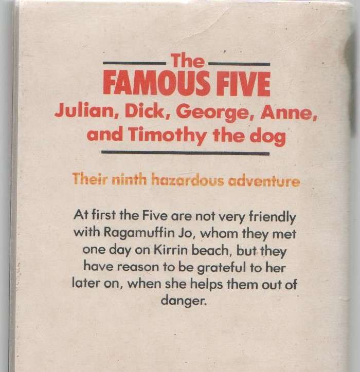 THE FAMOUS FIVE: FIVE FALL INTO ADVENTURE - ENID BLYTON (24 TH IMPRESSION 1986)