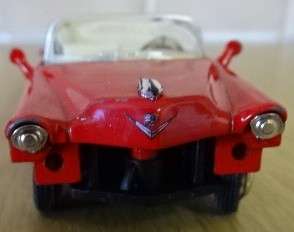 RED 1955 CADILAC ELDORADO USED UNDER LICENCE (1:43 -  NEWRAY MADE IN CHINA)
