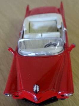 RED 1955 CADILAC ELDORADO USED UNDER LICENCE (1:43 -  NEWRAY MADE IN CHINA)