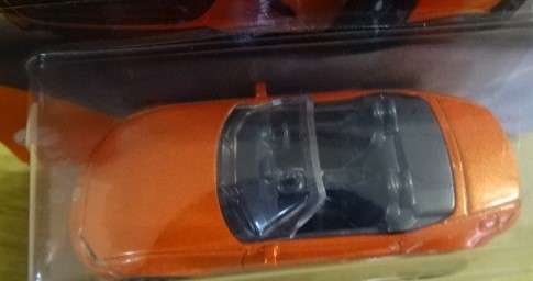 MATCHBOX ORANGE MAZDA MX-5 MIATA , SIZE 35/100 (MATTEL)