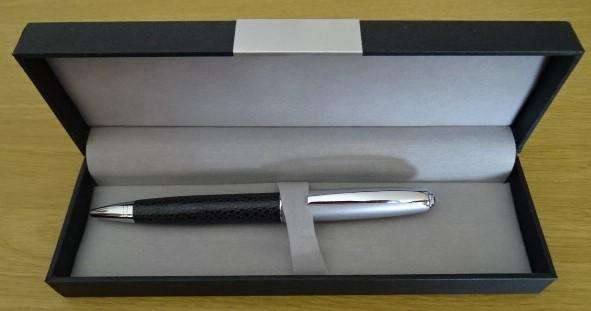 FNB  CORPORATE PEN IN BLACK AND SILVER BOX