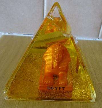 ORANGE EGYPT SHAKER WATER GLOBE WITH PEN HOLDER