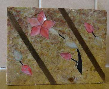 PEN STAND AND VISITING CARD HOLDER MADE OF POSSIBLY SANDSTONE WITH MOTHER OF PEARL INLAY