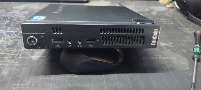 Lenovo ThinkCenter M72e Tiny