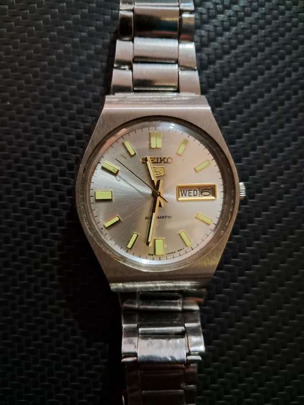 Seiko 5 Day Date Automatic watch