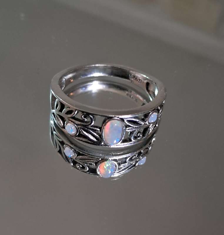 Sterling Silver Vintage / Victorian Style Synthetic Opel Ring