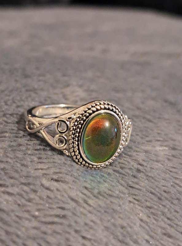 Sterling Silver Mood Ring Color Changing Size 7