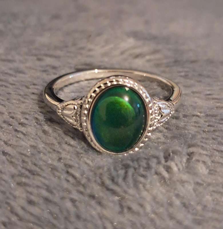 Sterling Silver Color Changing Mood Ring Size 7