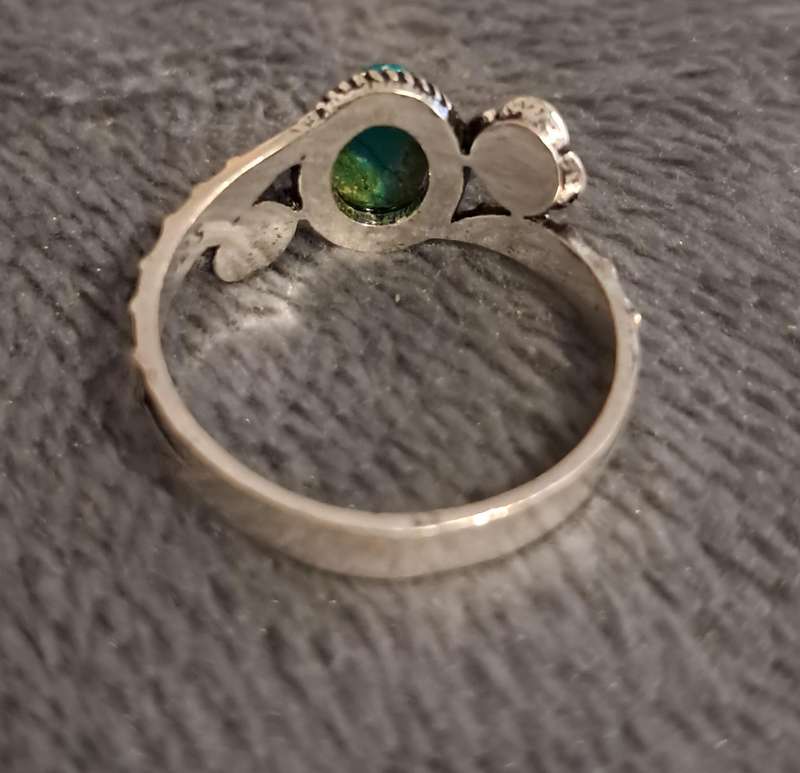 Vintage Style Stone Ring Silver Plated