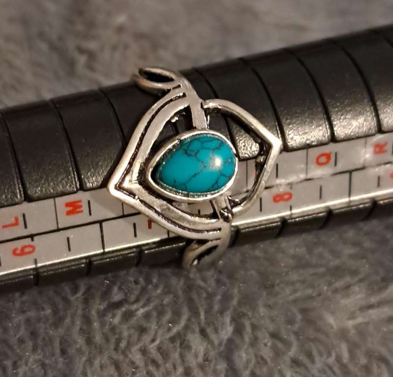 Vintage Style Stone Ring Silver Plated