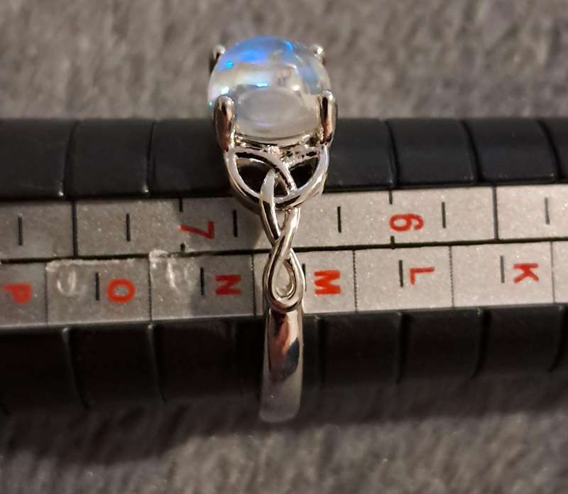 Sterling Silver Moonstone Ring Size 7